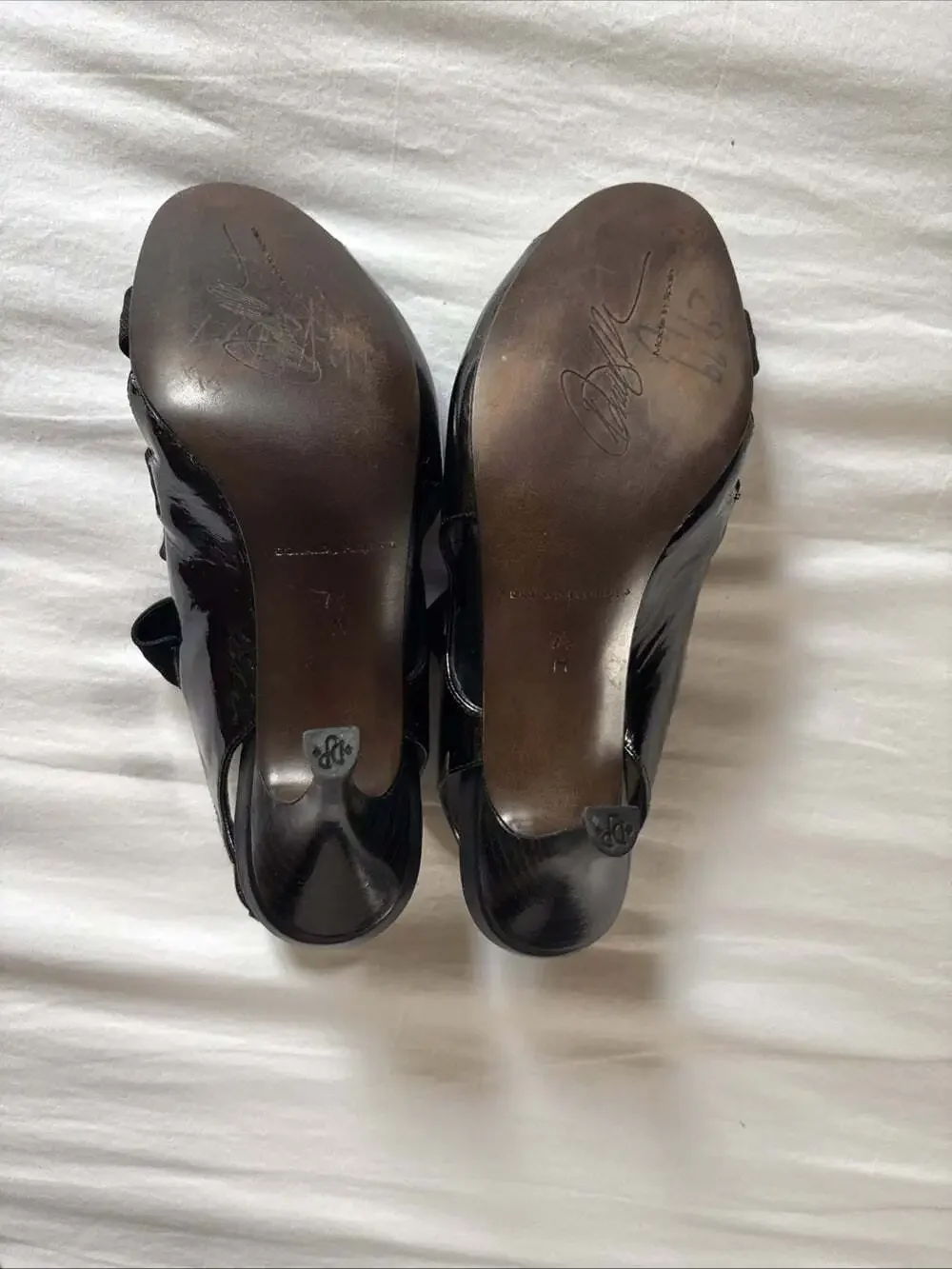 Donald J. Pliner Women's Heels Strappy Sandals Black  Patent Leather Size 7.5M